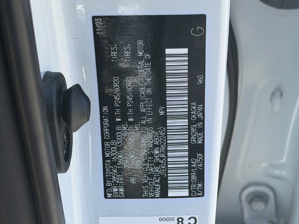Used 2024 Toyota 4Runner Limited AWD/4WD image 22
