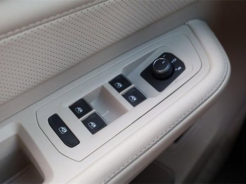 New 2026 Volkswagen Atlas SE image 21