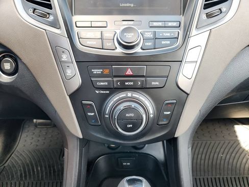 Used 2016 Hyundai Santa Fe Sport 2.0T w/ Option Group 05 AWD/4WD image 19