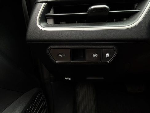 Used 2025 Kia K4 FWD image 21