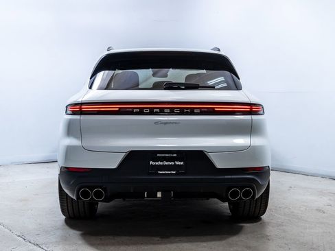 New 2026 Porsche Cayenne image 6