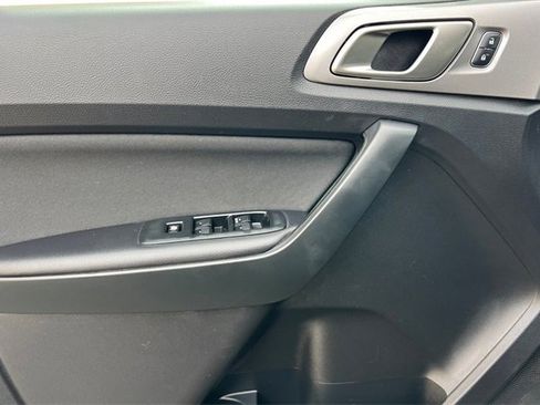 Used 2019 Ford Ranger XLT image 11