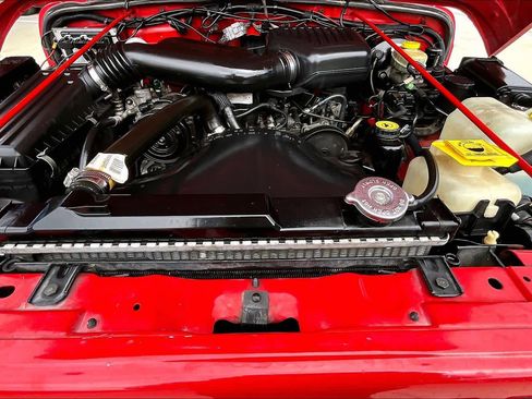 Used 2001 Jeep Wrangler SE image 31