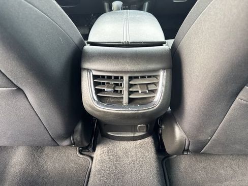 Used 2025 Chevrolet Malibu LT FWD image 23