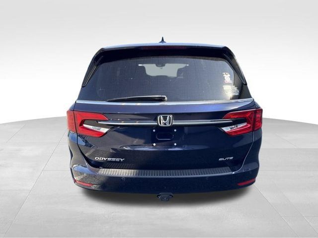 Used 2023 Honda Odyssey Elite image 7