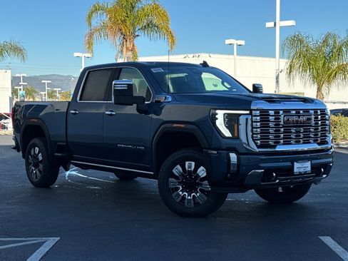 New 2026 GMC Sierra 2500 Denali w/ Denali Reserve Package image 2