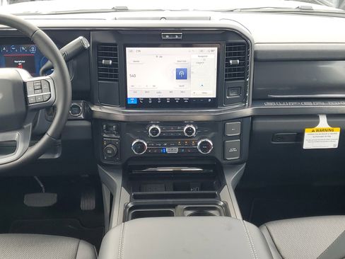 New 2026 Ford F250 Lariat w/ FX4 Off-Road Package image 12