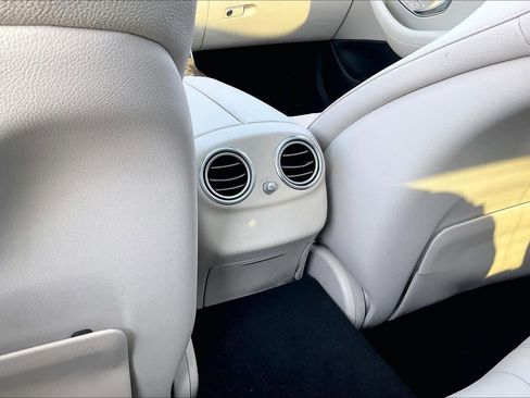 Used 2022 Mercedes-Benz E 350 E 350 image 36