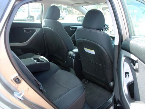 Used 2016 Hyundai Elantra Value Edition FWD image 15