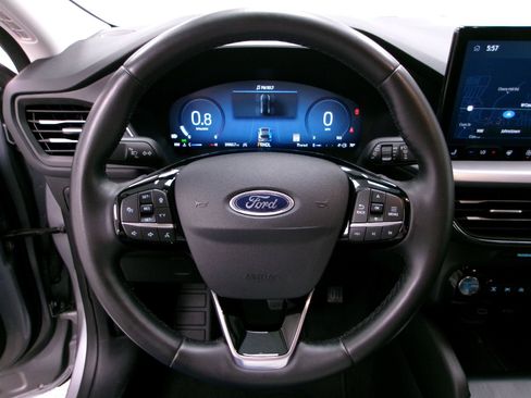 Used 2024 Ford Escape Platinum AWD/4WD image 7