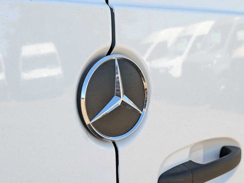 New 2025 Mercedes-Benz Sprinter 2500 image 21