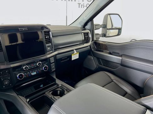 New 2026 Ford F350 Lariat w/ Tremor Off-Road Package AWD/4WD image 27