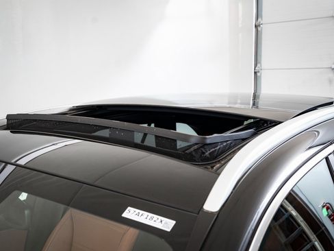 Certified 2025 Mercedes-Benz GLC 300 4MATIC image 14