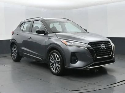 Used 2024 Nissan Kicks SR