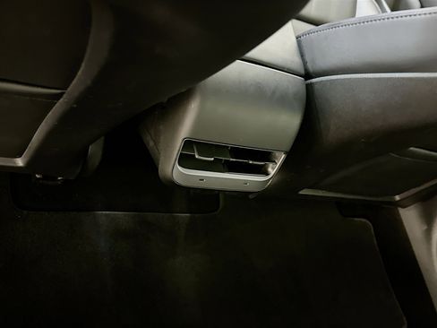 Used 2022 Tesla Model 3 Long Range image 29