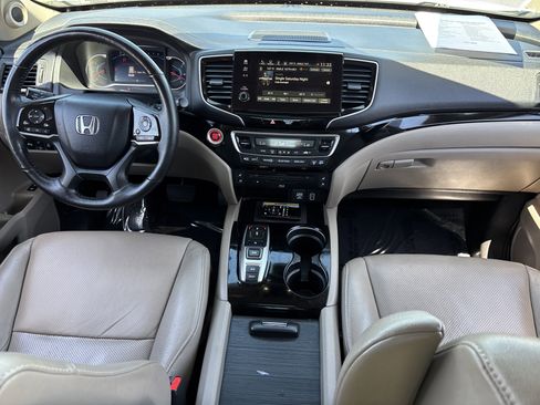 Used 2020 Honda Pilot Elite image 14