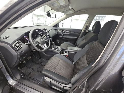Used 2018 Nissan Rogue S image 10