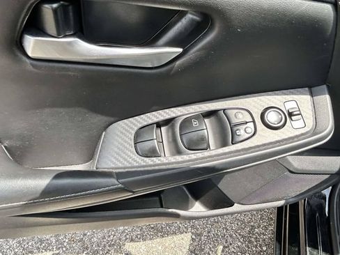 Used 2024 Nissan Sentra SV FWD image 13