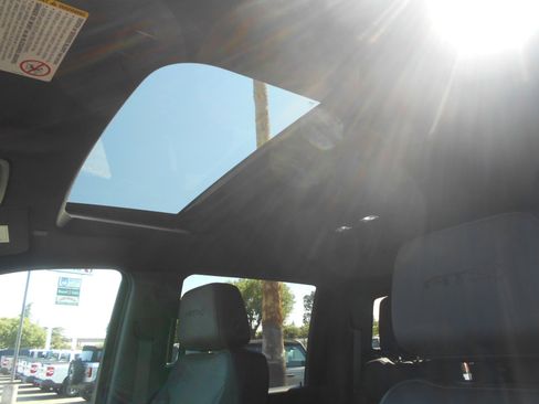 Used 2022 GMC Sierra 2500 AT4 w/ AT4 Preferred Package image 12