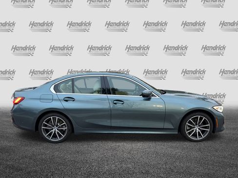 Used 2020 BMW 330i xDrive Sedan w/ Executive Package image 11