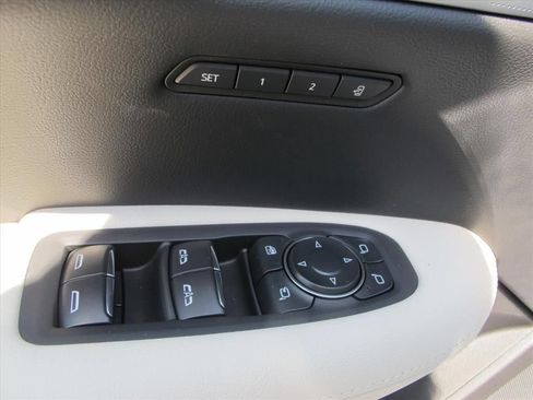 New 2026 Cadillac XT5 Sportv AWD/4WD image 12