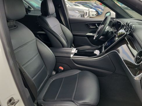 Used 2024 Mercedes-Benz GLC 300 image 22