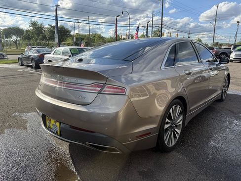 Used 2019 Lincoln MKZ Reserve w/ Luxury Package FWD image 5