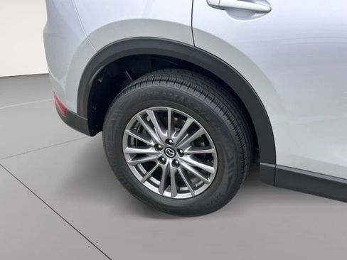 Used 2020 MAZDA CX-5 Touring FWD image 29