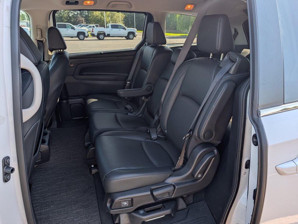 Used 2025 Honda Odyssey EX-L image 17