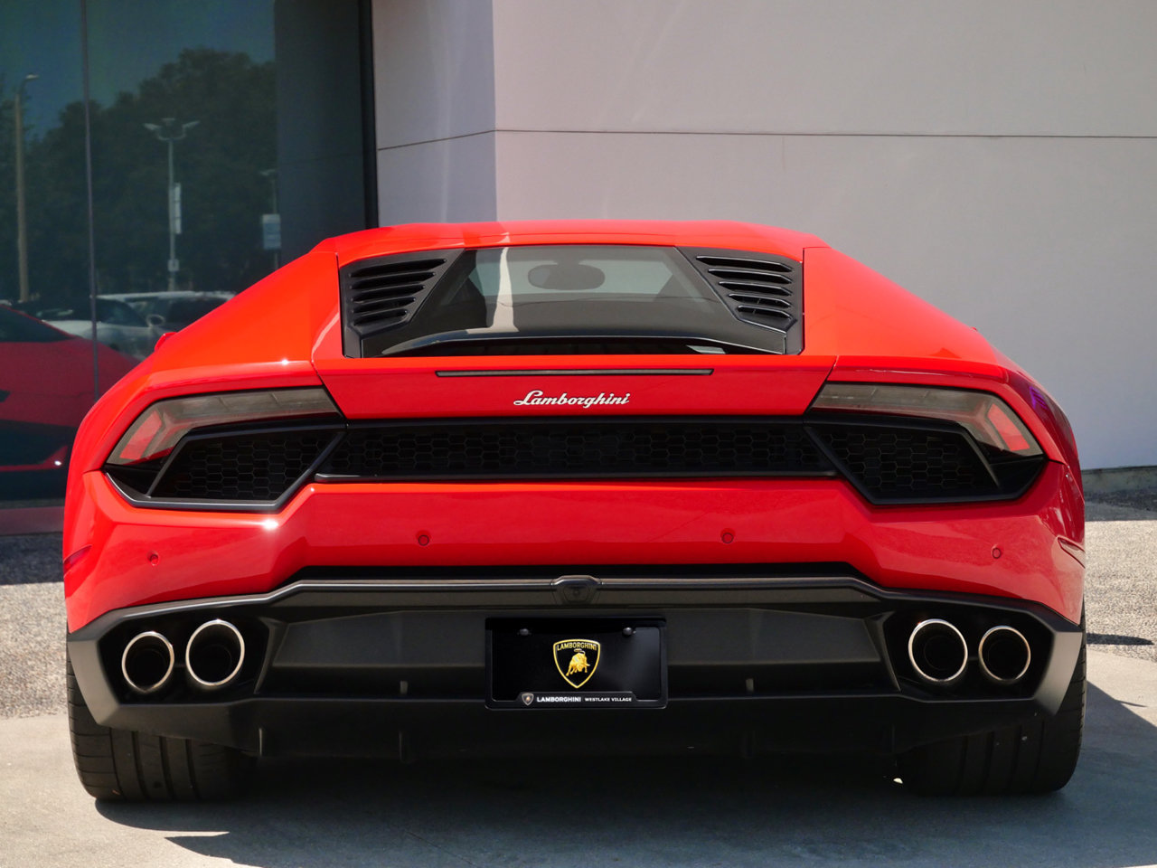 Used 2016 Lamborghini Huracan LP 580-2 RWD image 4