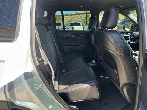 Certified 2023 Jeep Grand Cherokee Altitude AWD/4WD image 18