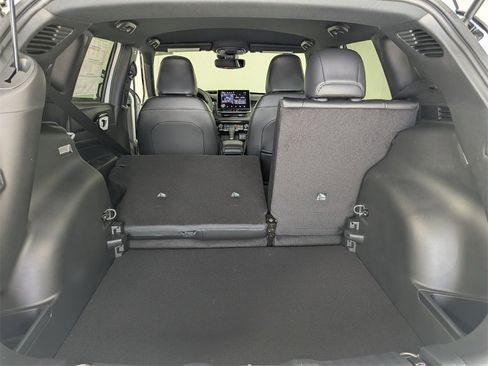 New 2026 Jeep Compass Limited image 26