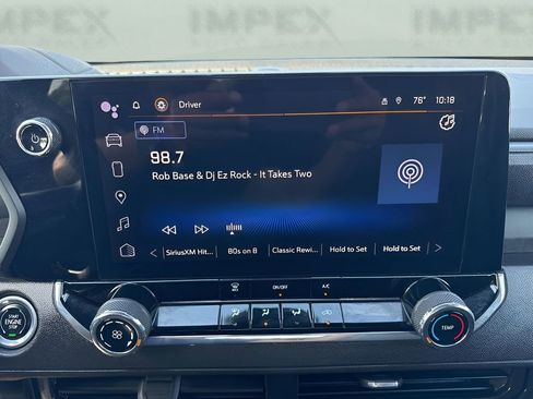 Used 2023 Chevrolet Colorado W/T image 16