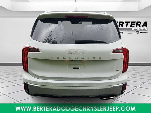 Used 2025 Kia Telluride S AWD/4WD image 5
