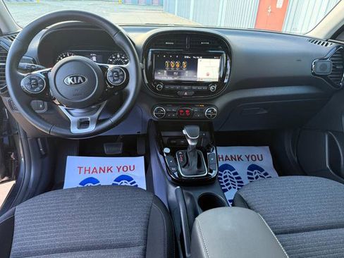 Used 2021 Kia Soul EX image 13