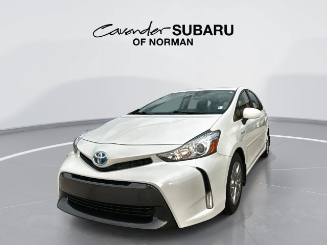 Used 2016 Toyota Prius V Four FWD image 1