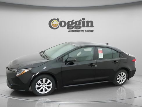 New 2026 Toyota Corolla LE image 5