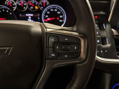 Used 2021 Chevrolet Tahoe Z71 w/ Rear Media and Nav Package image 20