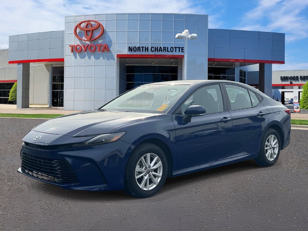 Used 2025 Toyota Camry LE w/ Convenience Package AWD/4WD image 5