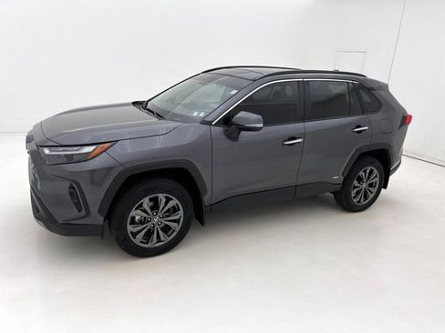 Used 2024 Toyota RAV4 Limited w/ Advanced Technology Package AWD/4WD image 5