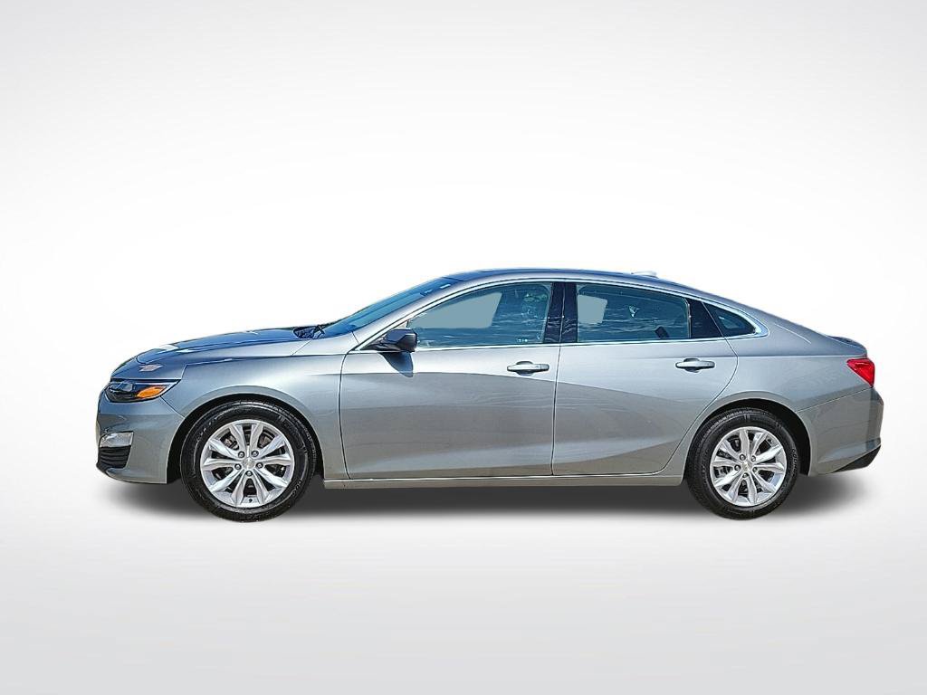 Used 2023 Chevrolet Malibu LT FWD image 2