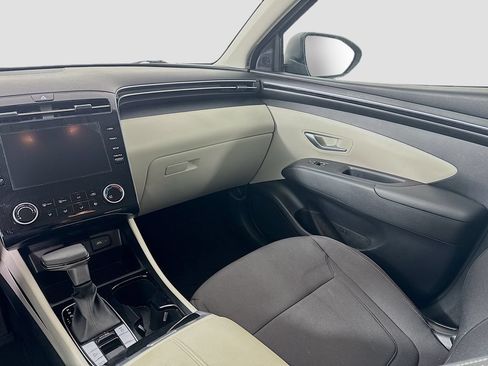 Used 2023 Hyundai Tucson SE FWD image 22