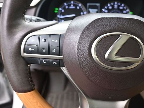 Used 2017 Lexus RX 350 FWD w/ Premium Package image 15