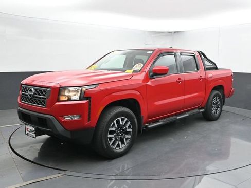 Used 2022 Nissan Frontier SV AWD/4WD image 7