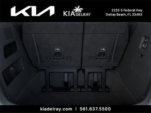 New 2026 Kia Carnival SX image 19