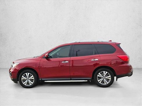 Used 2020 Nissan Pathfinder SV image 9