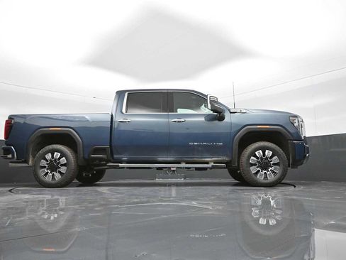 New 2025 GMC Sierra 2500 Denali w/ Denali Reserve Package image 65