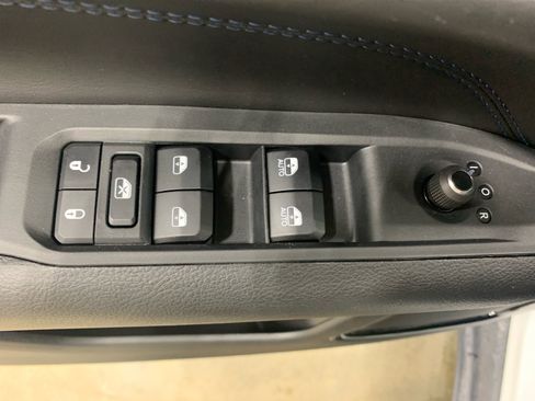 New 2026 Jeep Compass Latitude AWD/4WD image 28