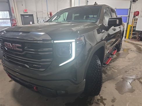 Used 2023 GMC Sierra 1500 AT4 w/ Technology Package image 35