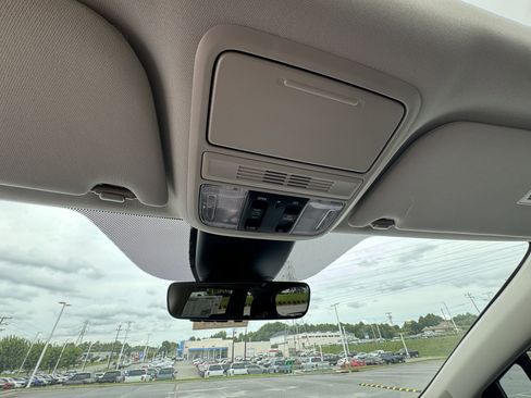 New 2026 Honda Odyssey Touring image 20